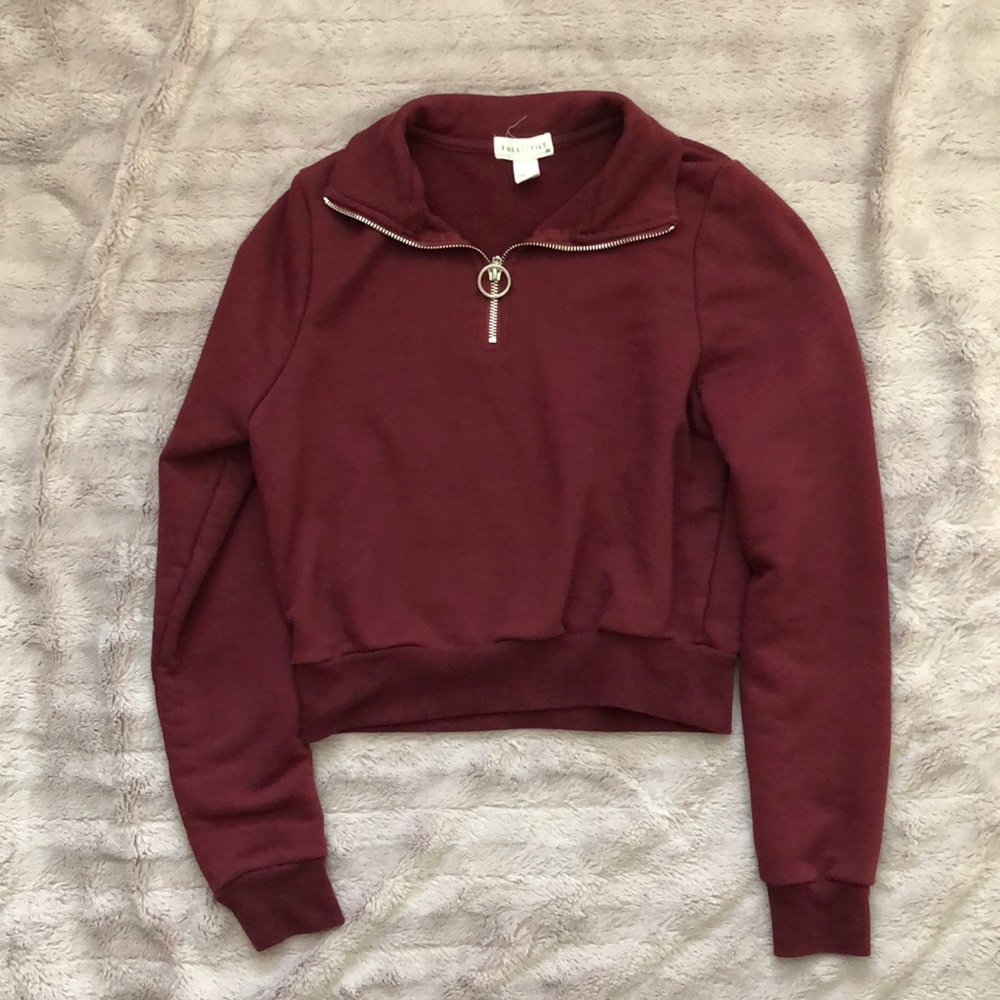 Tilly’s cropped  sweater